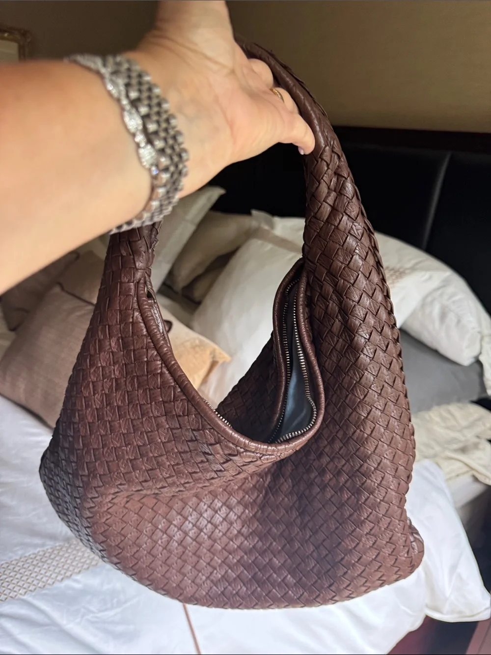 Bottega Veneta Veneta Hobo Intrecciato Bag, Choc Brown, Medium Lambskin Leather